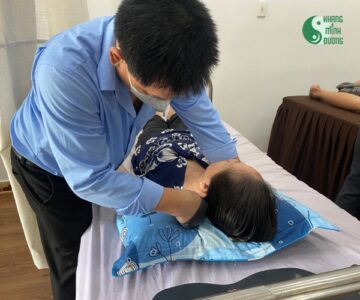 Liệu pháp bấm huyệt, xoa bóp tại Khang Minh Đường