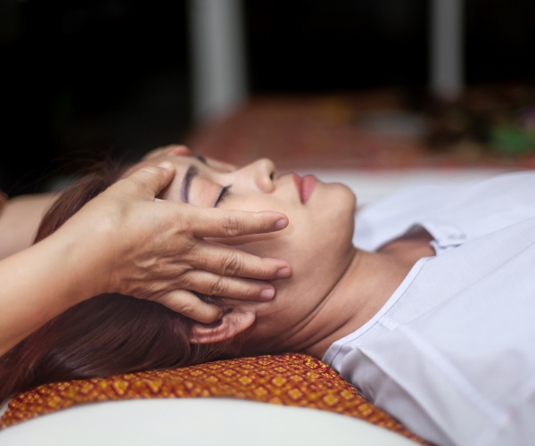Cách trị đau đầu chóng mặt hiệu quả bằng phương pháp đông y