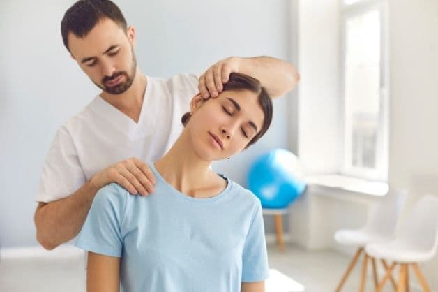 Điều trị thoái hóa đốt sống cổ