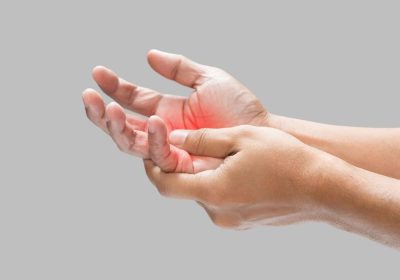 Hiểu đúng về chứng tê tay